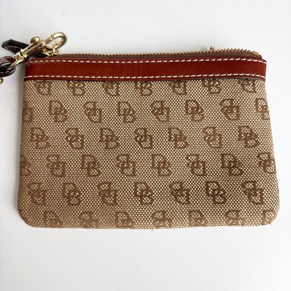 Dooney & Bourke Logo Canvas Wristlet with Key Ring Retro Chic Small Wallet - Picture 4 of 6